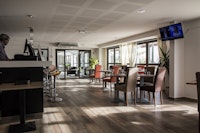 Adonis Aix En Provence