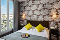 HOTEL LOUISON
