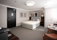 Strand Palace Hotel