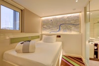 hub by Premier Inn London Westminster Abbey hotel