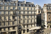 Hotel Lumen Paris Louvre