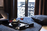 Hotel Lumen Paris Louvre