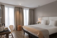 Hotel Magenta 38 by Happyculture