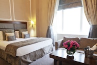 Strathmore Hotel - Gem Hotel