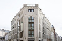 Eiffel Capitol Hotel