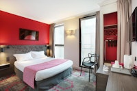 Eiffel Capitol Hotel