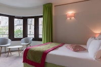 Hotel Paris Louis Blanc - Gare du Nord, Paris 10