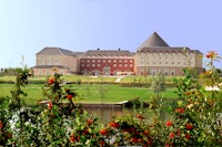 Grand Magic Hotel (ex Magic Circus)