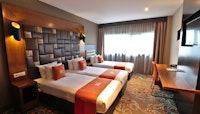 XO Hotels Park West